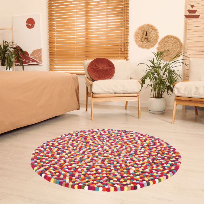 Gundri – Multicolor Felt Ball Rug in 100% New Zealand Wool